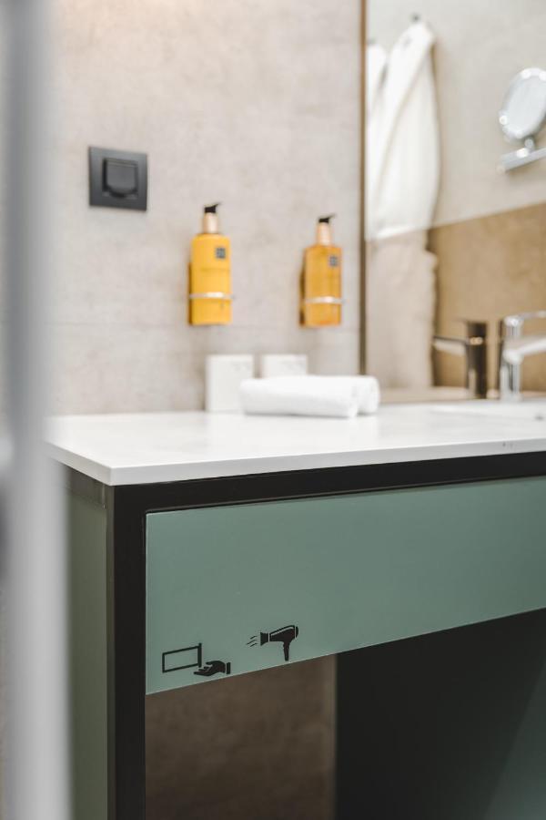 Signum Hotel Подгорица Экстерьер фото