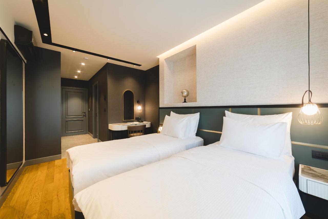 Signum Hotel Подгорица Экстерьер фото