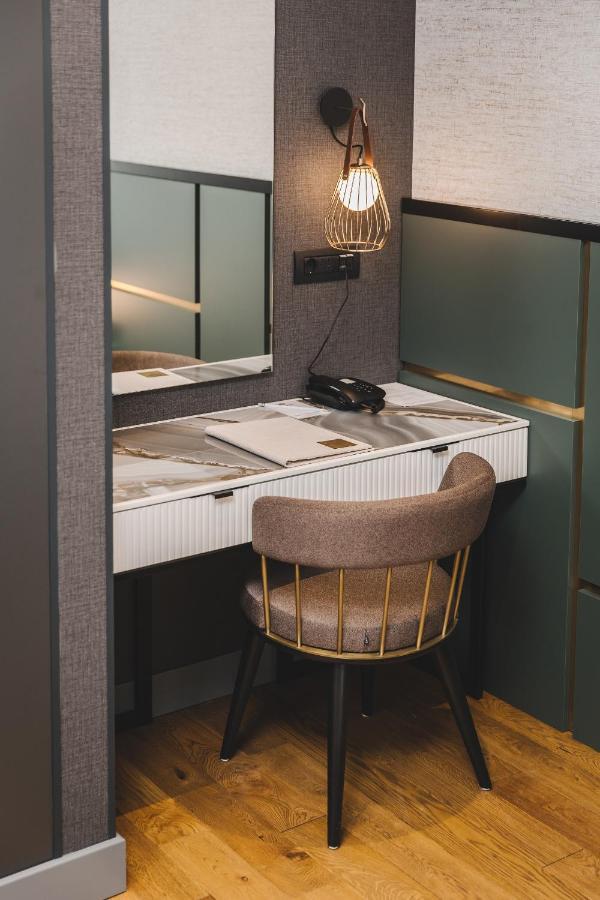 Signum Hotel Подгорица Экстерьер фото
