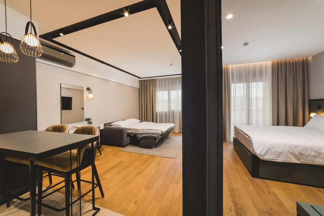 Signum Hotel Подгорица Экстерьер фото