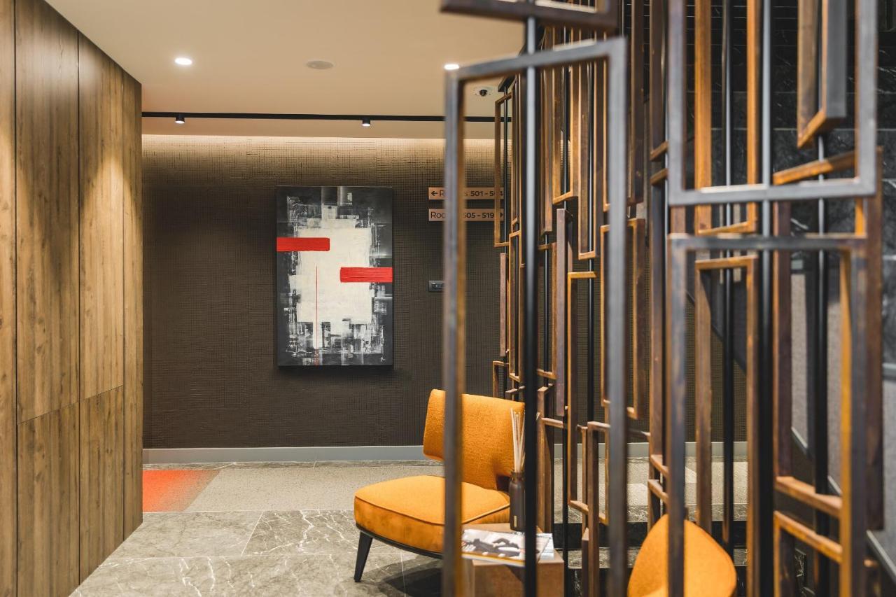 Signum Hotel Подгорица Экстерьер фото