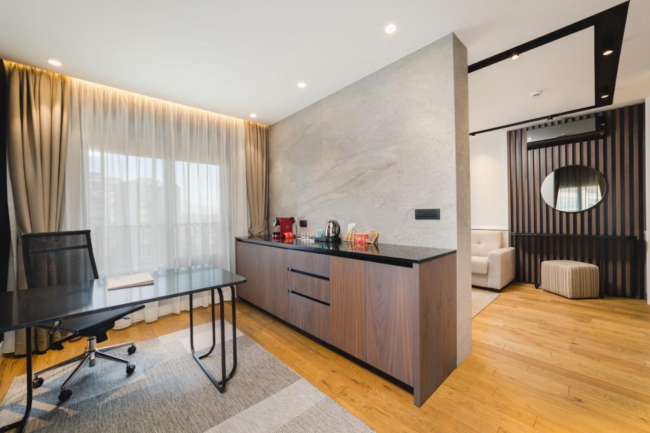 Signum Hotel Подгорица Экстерьер фото